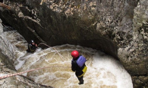 Canyoning - Dove Canyon - Cradle Mountain