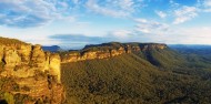 Jenolan Caves & Blue Mountains Day Tour image 3