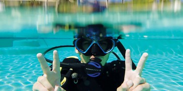 Adventure Moreton Island - Scuba Diving - Everything Australia