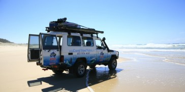 Four Wheel Drive - North Stradbroke Island - Everything Australia