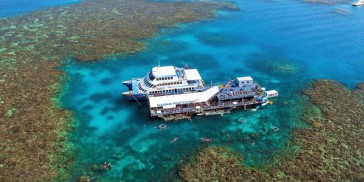 Reef Boat Day Trip - Sunlover Reef Cruises - Everything Australia