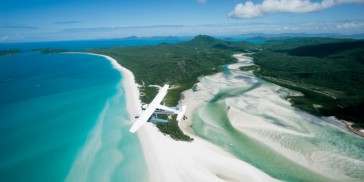 Scenic Flight & Snorkelling - Air Whitsunday - Everything Australia