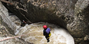 Canyoning - Dove Canyon - Everything Australia