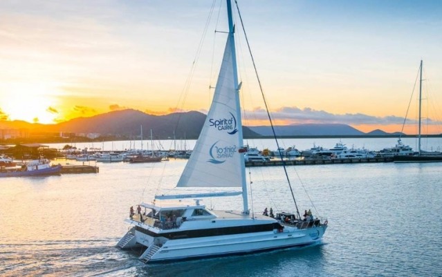 Cairns Dinner Cruise