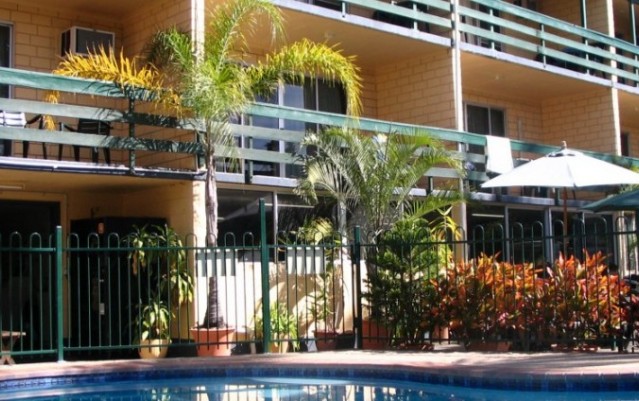 Airlie Beach YHA - Accommodation