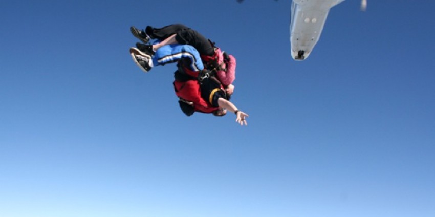 Skydiving - Jump the Beach