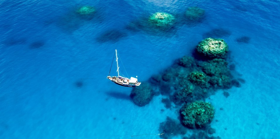 Reef Boat Overnight - Coral Sea Dreaming