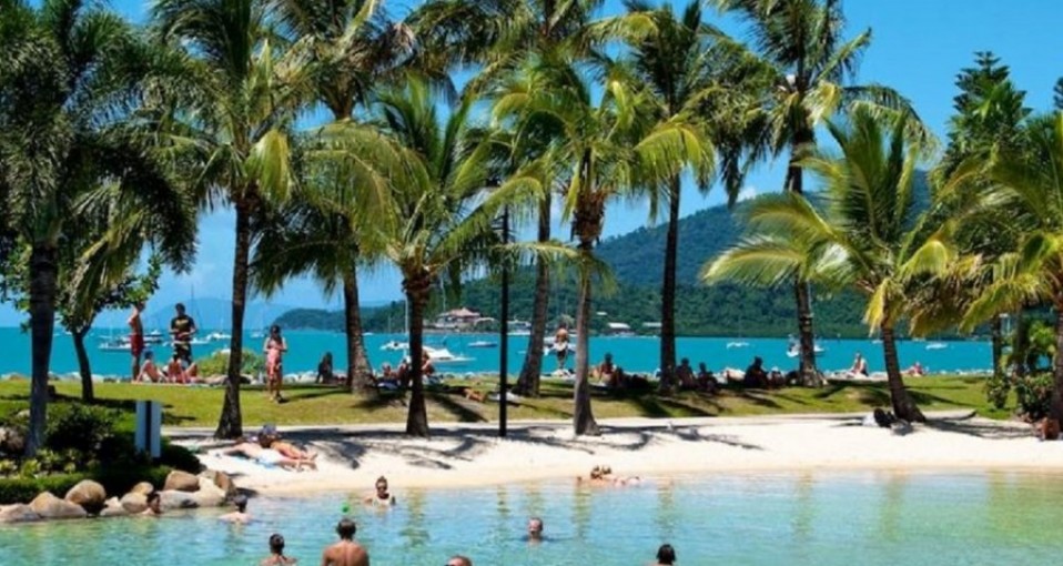 Airlie Beach & Whitsunday Activities